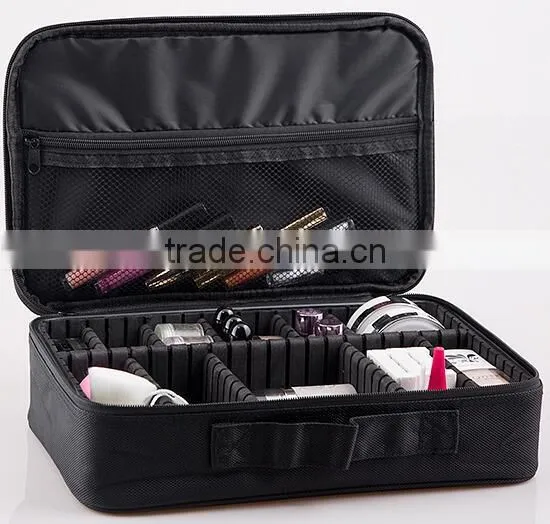 hard shell professional polyester makeup case,black nylon beauty train case bag,cosmetic travel carry case bag