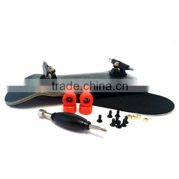Supply cheap complete set multi color canada maple wood fingerboard wholesale fingerboard wheels