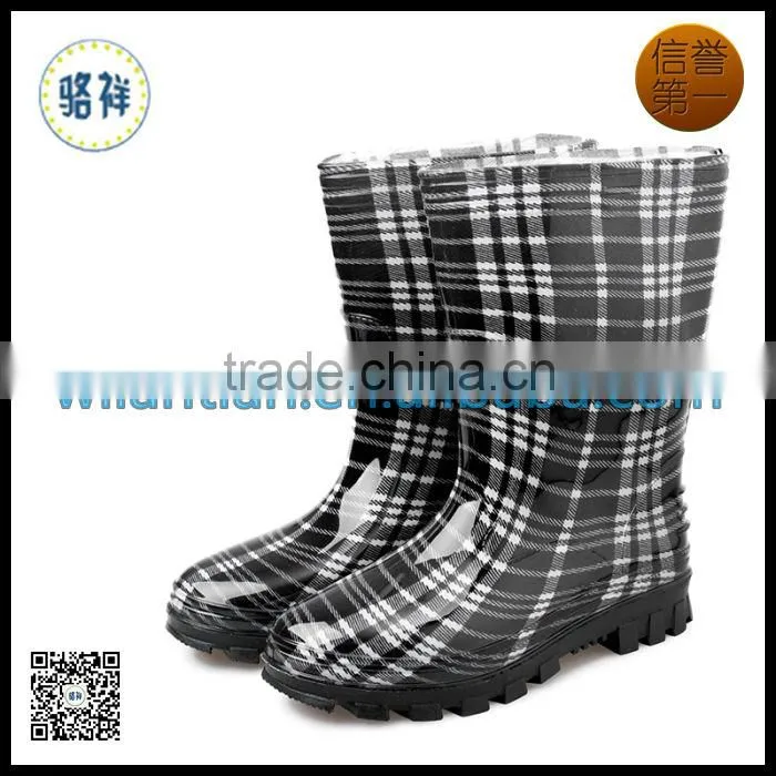 Women Warm cheap transparent PVC rain boots