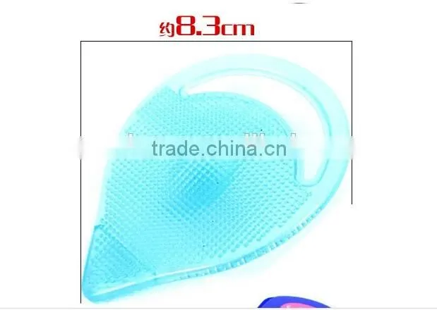 eco-friendly high quality mutifunctional heart design silicone facial cleansing brush