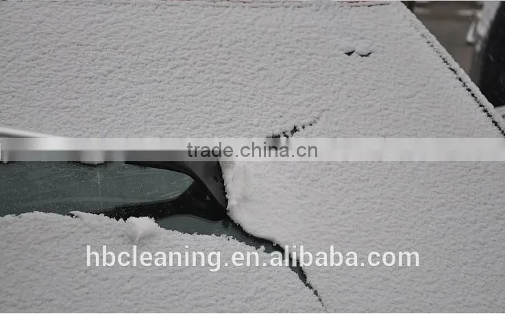 Strong and durable car scraper with stiff bristle