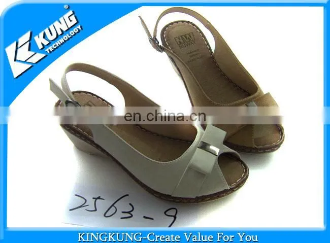 Green ladies shoes upper on wholesale