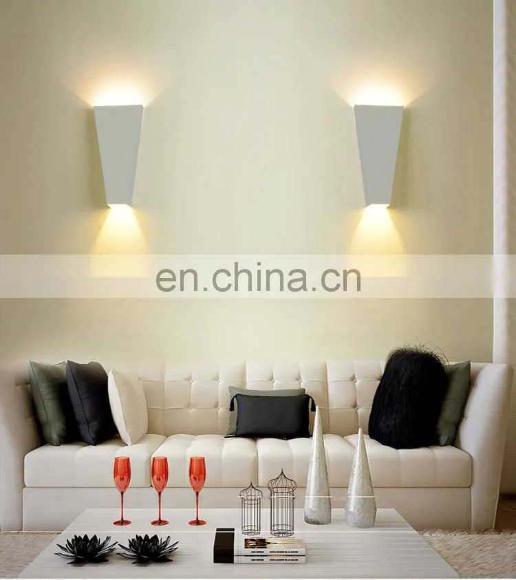 Bedroom Bedside Living Room Creative LED Modern Wall Lamp Minimalist Shaped Decorative Iron Wall Lamp