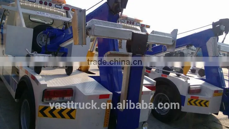 Dongfeng 4x2 4t Road Wrecker Towing Truck