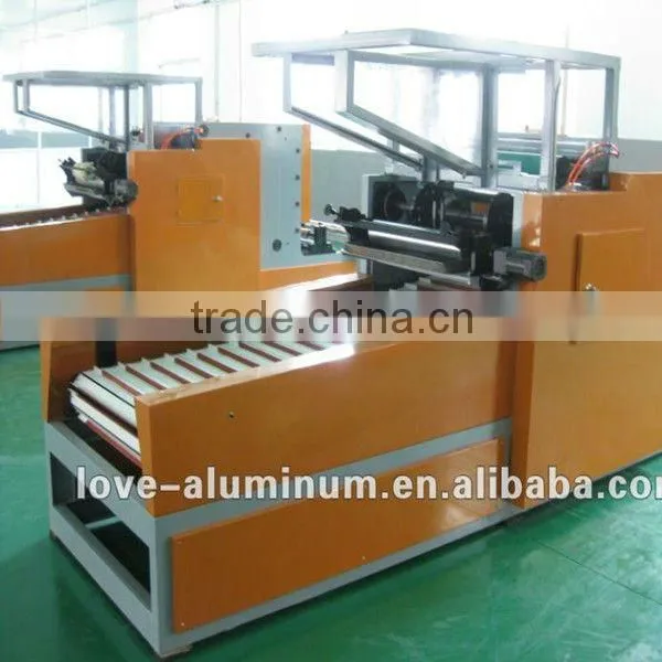 2013 Best Selling of the High Quality Semi-automatic Aluminum Foil Winding Machine (CE Certification)