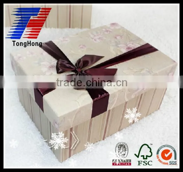 white packaging box for christmas ornament