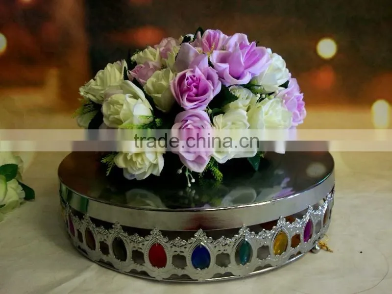 wedding cake stand with colorful bead for wedding decoration