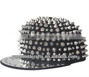 The Korean version of the latest pop and punk rock hiphop rivet cap rivet hat