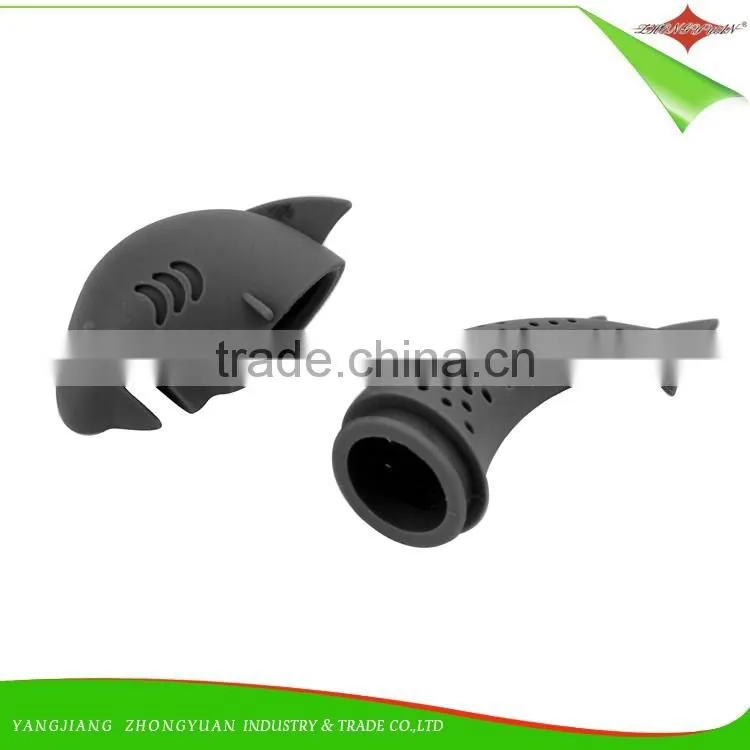 ZY-E3145 new design tea infuser food grade Silicone Strainer shark loose Tea Filter
