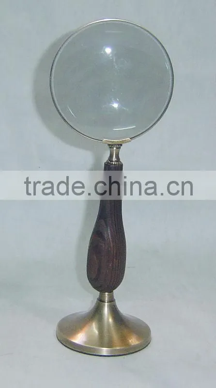 Magnifying Glass with stand
