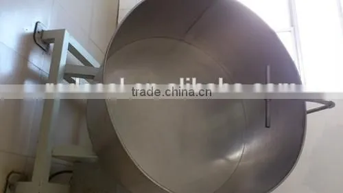 Fried salted peanuts