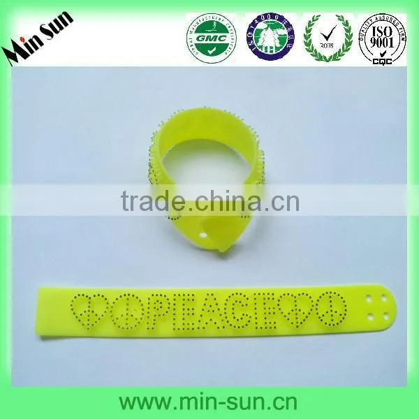 2013 Latest-style Magnetic Silicone Bracelets in Timepieces, Jewelry,Eyewear,100%silicone,Anti-radiation