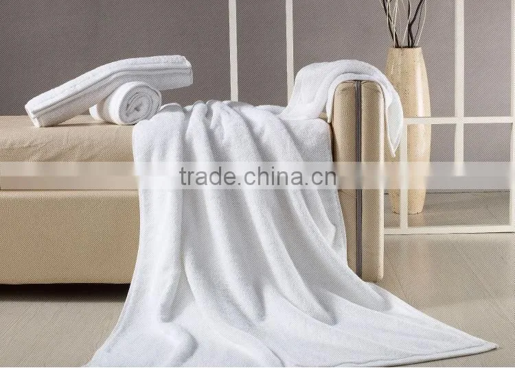 Hot sale direct factory made soft wholesale luxury beach towels