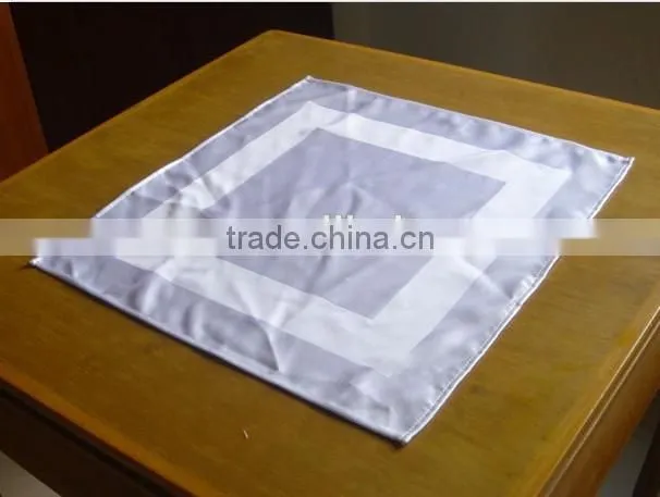 Famous Brand 10 years experience folded wholesale wedding napkin
