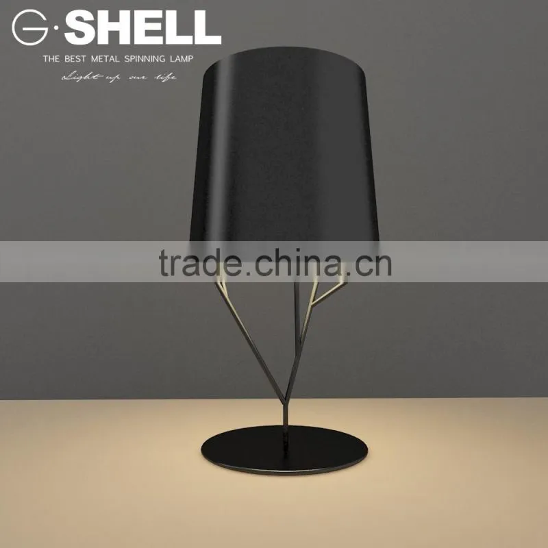 Contemporary classic style metal decoration hotel table lamp