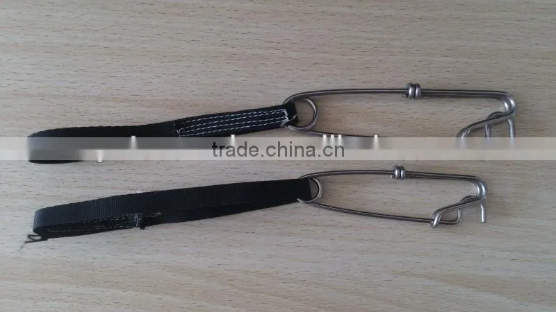 316 stainless steel clip with layard for catcing main line