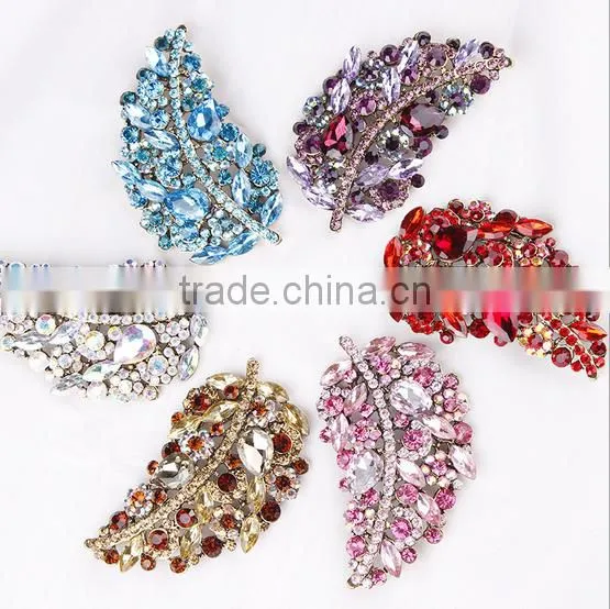 high quality Fancy Rhinestone Flower Brooch Fashion Brooch For Women Costume