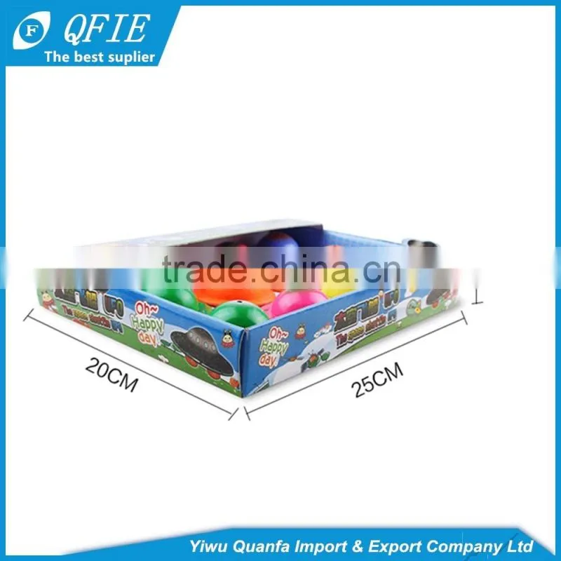 2017 latest creative products UFO grow in water toy with saucer man