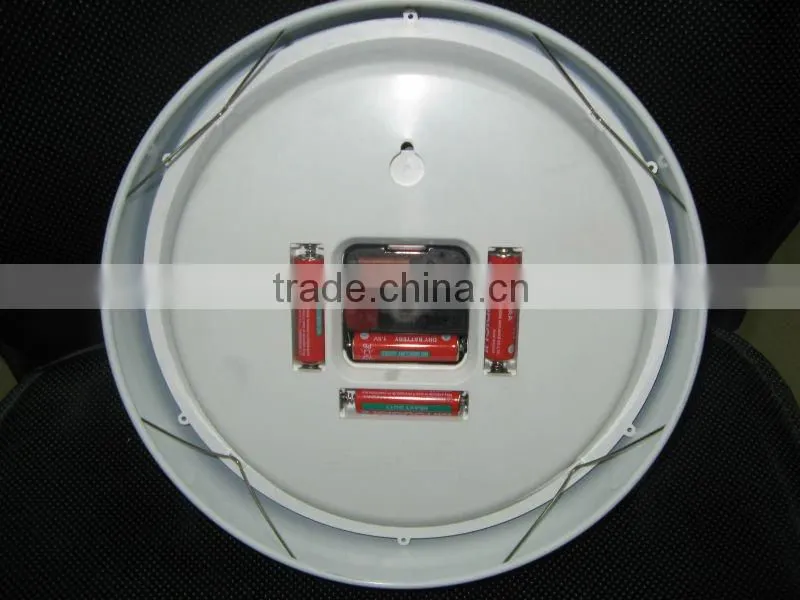 Smart light silence wall clock