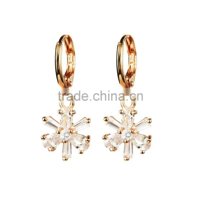 2016 latest design girls top elegant drop clear snowflake earring for gift