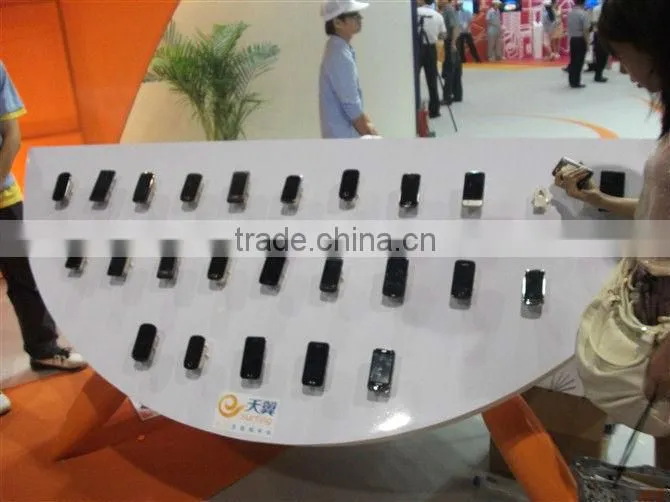 dummy mobile magnet display holder clasp pull box recoiler