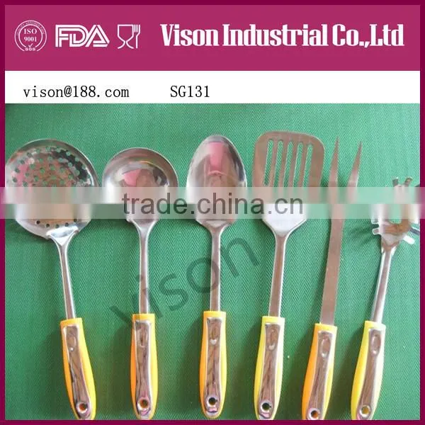 2014 Sale Perfect Kitchen Gadget Hot Coconut Grater (SG131)