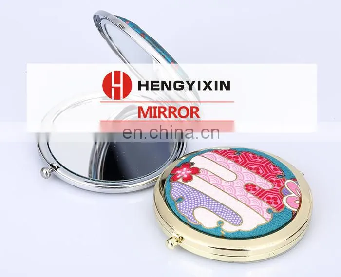 Wholesale cheap promotional mini plastic folding pocket mirror