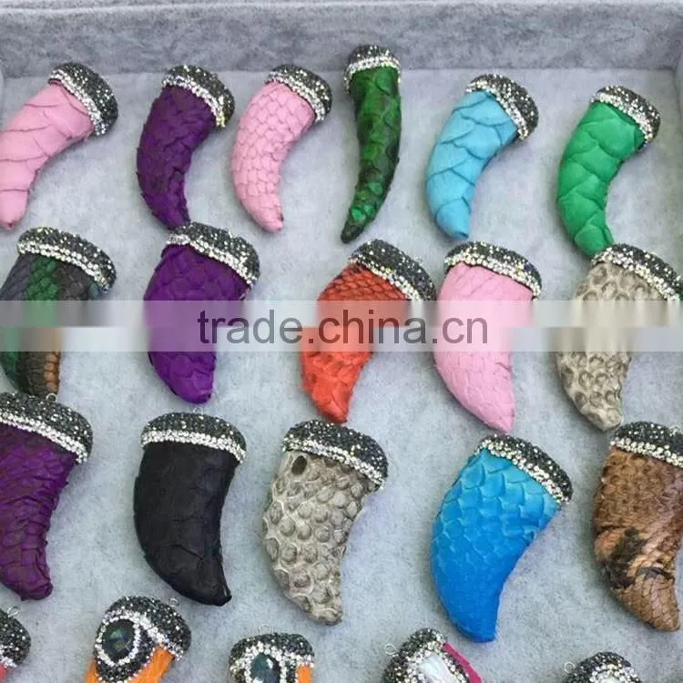 JF6895 Large crystal diamond pave snake skin snakeskin turquoise stone horn Pendant