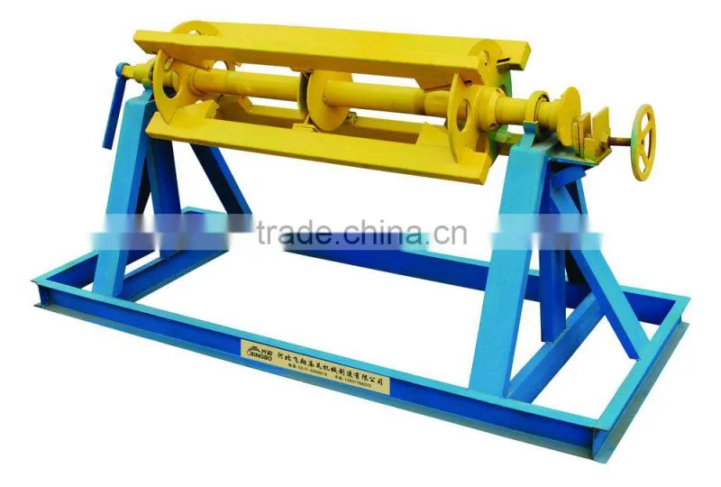 Automatic downspout roll forming machine