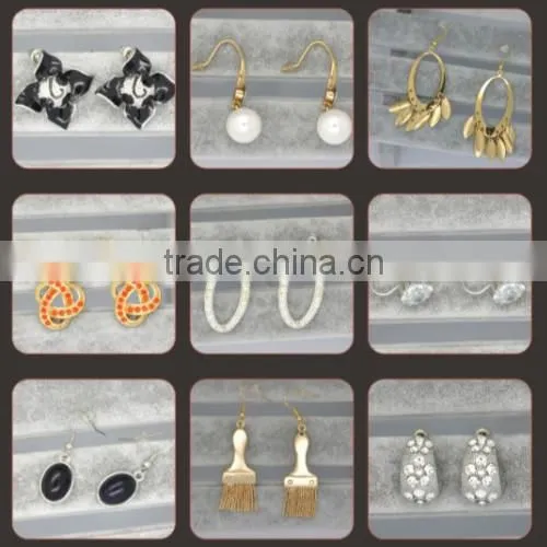 gold beautiful designed earrings for girls