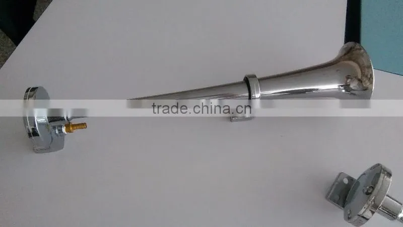 Buffalo horn pendant car horn