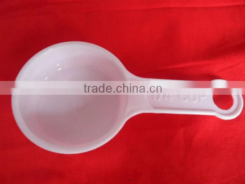 Plastic neasuring spoon set