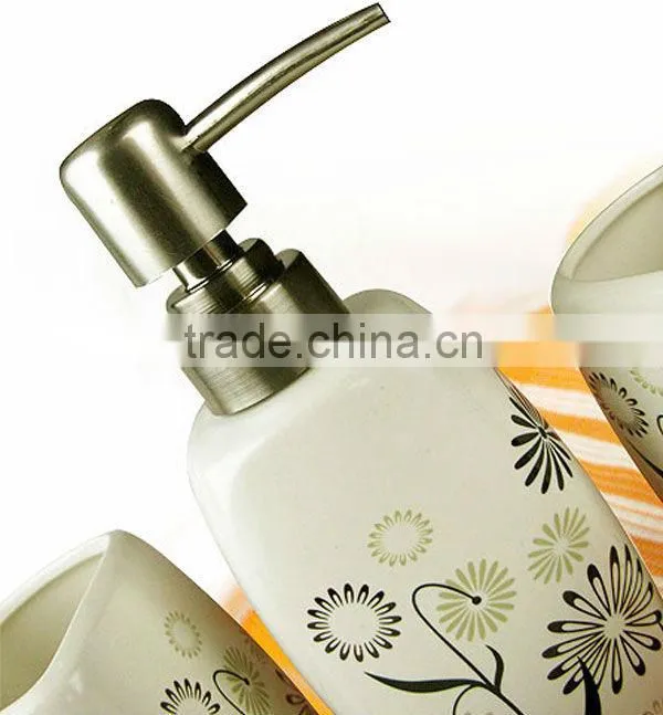 5pcs ceramic bathroom set with decal