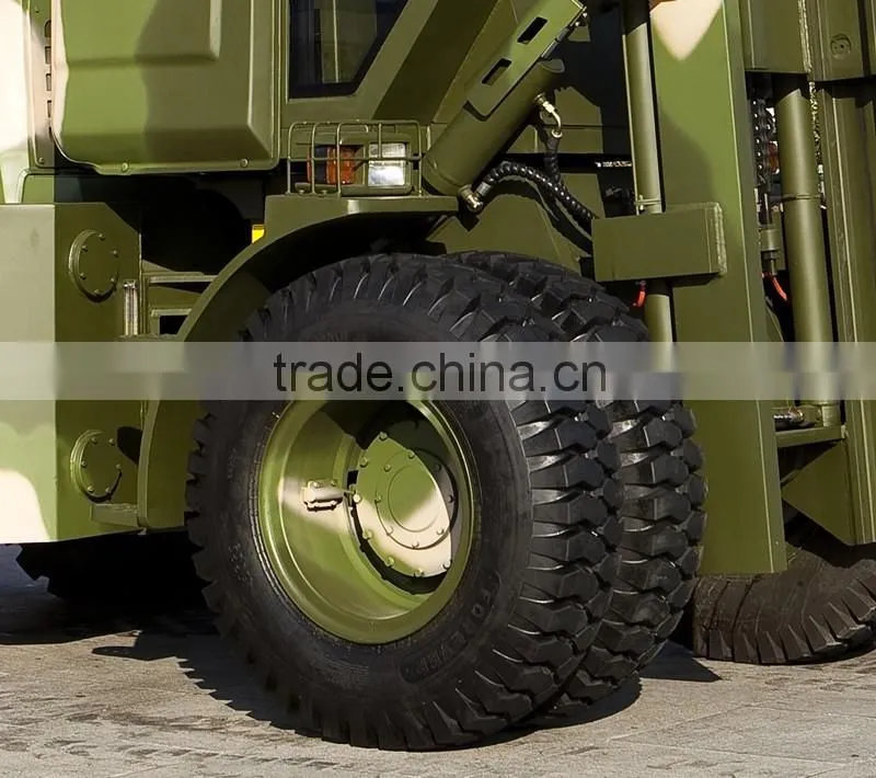 Heavy Duty 5 ton Rough Terrain Forklift Truck With Diesel engine