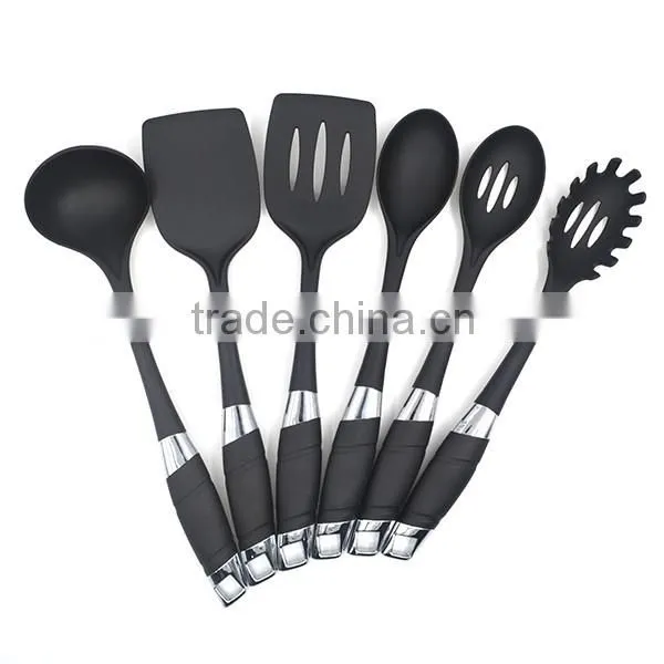 Hot sales in Amazon Fashion style Kitchen Cooking Nylon spaghetti server