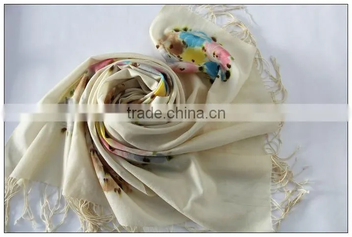 100% cashmere scarf