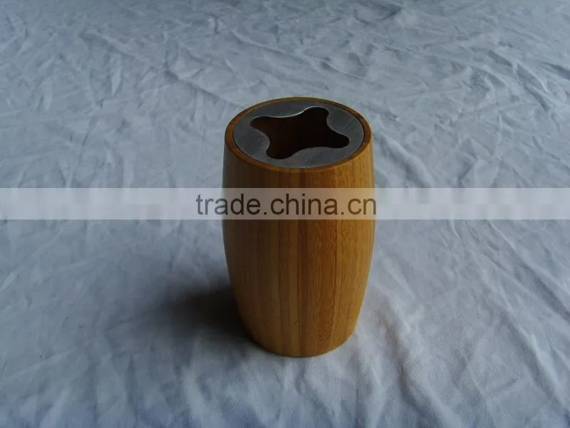 Bamboo bathroom accessories