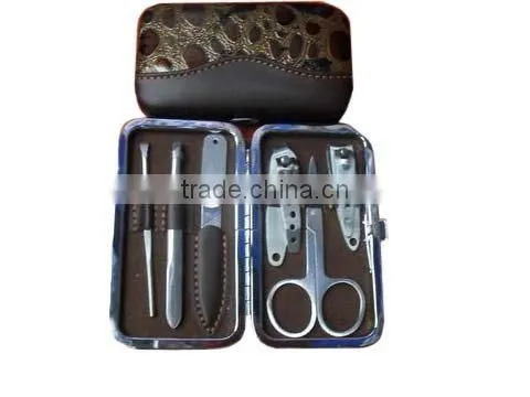 Supply nail clippers makeup set