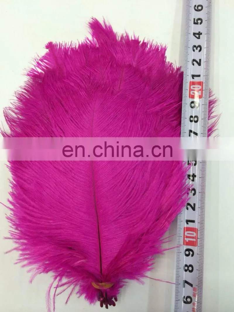 60-70" Ostrich Feather Centerpiece