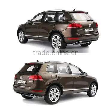 1:18 metal car model
