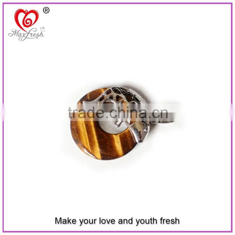 Natural Quartz Crystal Point Pendant with Fish Shape Metal Crystal Necklace Pendant Lucky Fish Car Crystal NEW Hanging Pendant