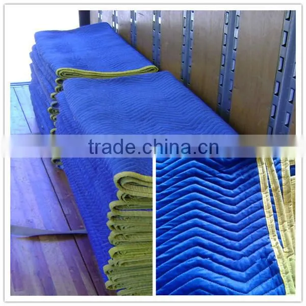 Fine polyester moving pad with high performance