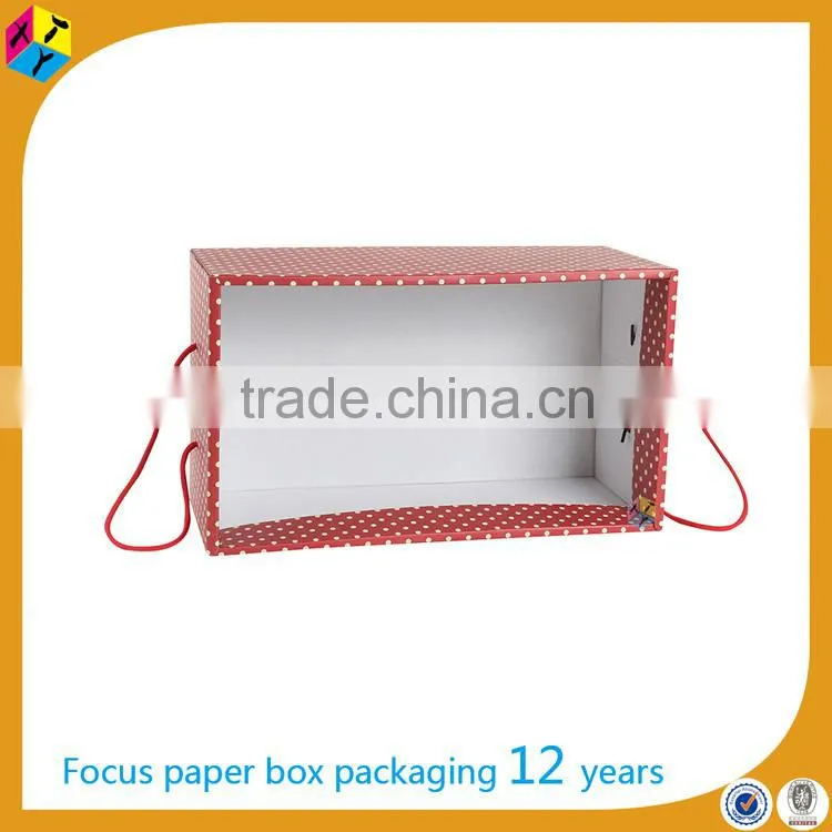 luxury fancy hard paper packaging gift box handle