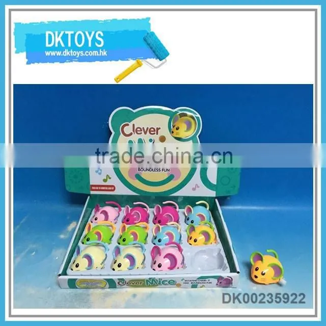 Lovely design plastic material wind up cow 12 pcs