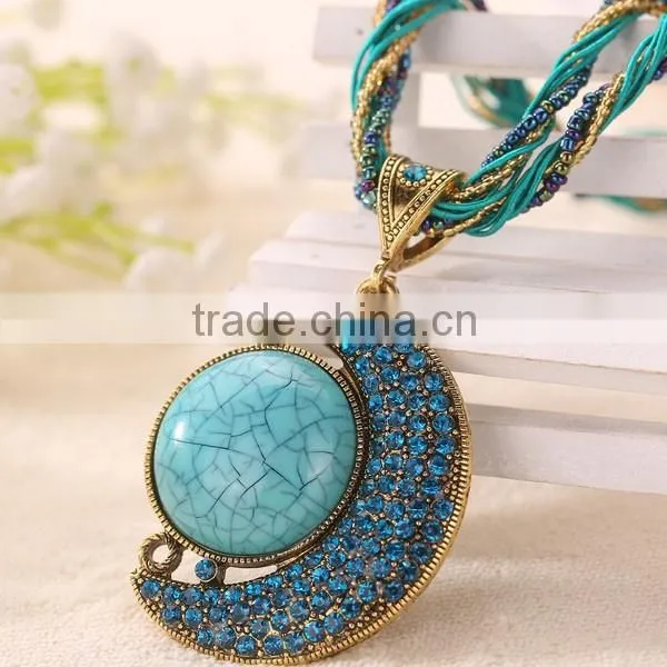 2016 Fashion National Style Moon Design Rhinestone Necklace