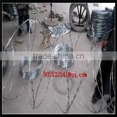 300mm BTO30 cover length 8m galvanzied concertina razor wire