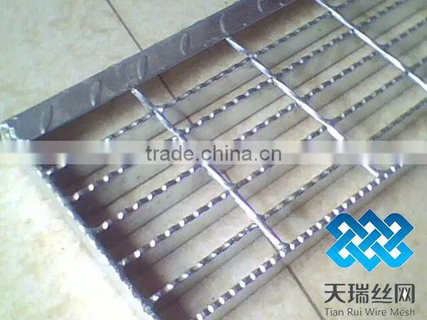 hot-dipped gal steel frame lattice footplate