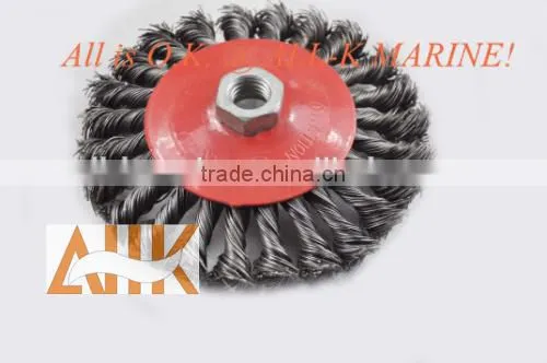 Twisted Knot Bevel Brush