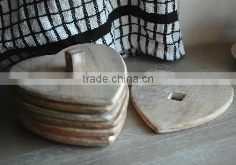 Original Heart Shape Wooden Coaster Solid Wooden Vintage Look Cup Mats Set with Holder Coffee Cap Coaster Washed Look Placement