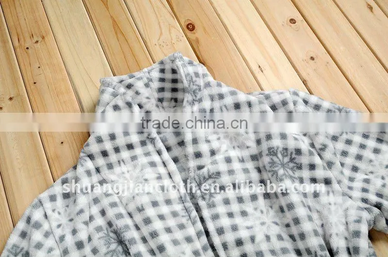 100%polyester coral fleece bathrobe